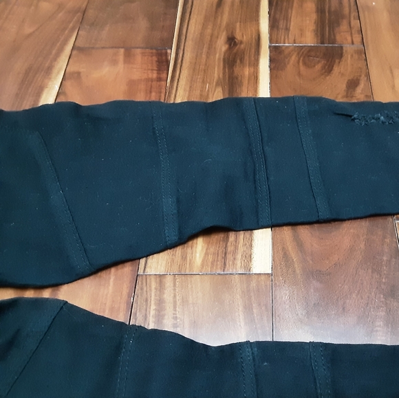 BLACK DESTRUCTED SKINNY JEANS 28 - Picture 2 of 7
